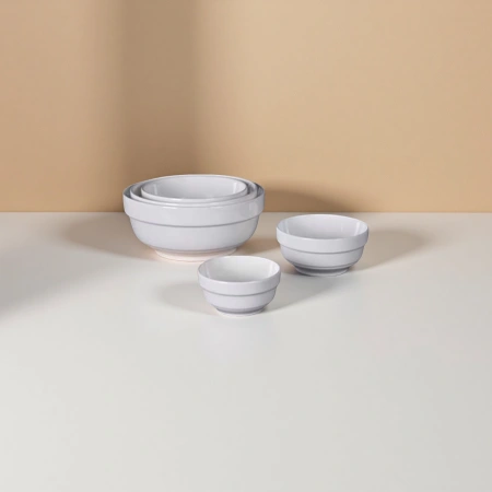 White ceramic edge guard bowl, a simple household dining bowl with anti-scratch edge design White ceramic edge guard bowl, a simple household dining bowl with anti-scratch edge design